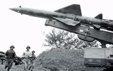 [Ảnh] ‘Pháo đài bay’ B52 phơi xác hoàn toàn khi hồ Hữu Tiệp rút cạn nước 
