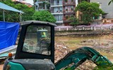 [Ảnh] ‘Pháo đài bay’ B52 phơi xác hoàn toàn khi hồ Hữu Tiệp rút cạn nước 