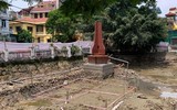 [Ảnh] ‘Pháo đài bay’ B52 phơi xác hoàn toàn khi hồ Hữu Tiệp rút cạn nước 