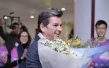 [Ảnh] Hai cha con ca sĩ Thomas Anders- Modern Talking thoát hiểm vụ cháy ôtô