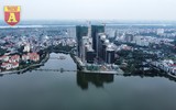 Toàn cảnh công trình xây dựng lừng lững nằm trên khu đất ‘kim cương’ sát mép hồ Tây