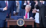 Tổng thống Trump đẩy mạnh cung cấp vũ khí cho Ukraine khi đàm phán với Nga bế tắc?