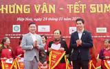Rộn ràng hương vị Tết, thi gói bánh chưng làng Vân, huyện Hiệp Hòa