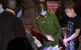 Công an huyện Đông Anh tập trung cao độ, ứng trực phòng ngừa Covid-19 tại các điểm công cộng