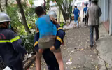 Thót tim giải cứu bé trai mắc kẹt hơn 1 ngày đêm tại khe tường bê tông