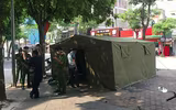Ven hồ Tây chỉ còn dáng bóng những người làm nhiệm vụ ứng trực