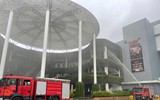 Xe thang chuyên dụng cứu người tại Trung tâm thương mại Aeon Mall Long Biên ở tình huống giả định
