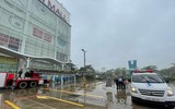 Xe thang chuyên dụng cứu người tại Trung tâm thương mại Aeon Mall Long Biên ở tình huống giả định