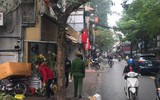 Tuyên truyền nhắc nhở hộ kinh doanh không lấn chiếm vỉa hè, phố hoa cây cảnh trên đường Hoàng Hoa Thám