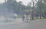 Tiếp cận tòa nhà bằng xe chuyên dụng, cứu người trong tình huống cháy giả định ở căn hộ Vinhomes Symphony