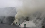Lửa khói bao trùm khu Công nghiệp Phú Nghĩa, trong tình huống diễn tập tìm kiếm cứu nạn