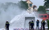 Xử lý nhanh tình huống xe ô tô đang nhập xăng xảy cháy 