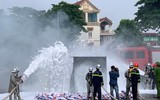 Xử lý nhanh tình huống xe ô tô đang nhập xăng xảy cháy 