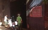 Cận cảnh kho chứa đồ bị cháy tại huyện Đông Anh