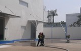 Diễn tập xử lý tình huống 3 người mắc kẹt trong đám cháy 