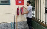 Xuất hiện những tiêu lệnh đỏ ấn tượng tại khu dân cư