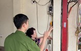 Xuất hiện những tiêu lệnh đỏ ấn tượng tại khu dân cư