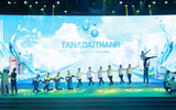  'Đại tiệc' âm thanh, ánh sáng trong lễ kỷ niệm 30 năm thành lập Tập đoàn Tân Á Đại Thành 