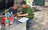Người dân trên địa bàn quận Tây Hồ phát huy quyền làm chủ trong việc góp ý sửa đổi, bổ sung một số điều của Hiến pháp năm 2013