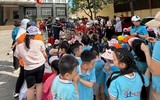Hàng trăm học sinh trải nghiệm, thực hành chữa cháy và cứu nạn, cứu hộ 