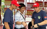 Trải nghiệm, thực hành chữa cháy, cứu nạn tại triển lãm “Công an nhân dân - 80 năm vì An ninh Tổ quốc, vì hạnh phúc nhân dân”