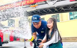 Thử làm “lính cứu hỏa nhí” trải nghiệm phương tiện ở Đội chữa cháy và CNCH khu vực số 14