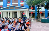 Gần 2.000 thầy và trò trường Đông Hội trải nghiệm kỹ năng sinh tồn trong hỏa hoạn