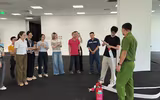 Thực tập phương án, tuyên truyền kỹ năng chữa cháy, thoát nạn tại tòa nhà cao tầng