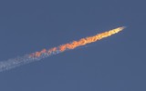 [ẢNH] Thổ Nhĩ Kỳ bắn rơi máy bay Nga nghi là Su-24 gần biên giới Syria