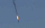 [ẢNH] Thổ Nhĩ Kỳ bắn rơi máy bay Nga nghi là Su-24 gần biên giới Syria
