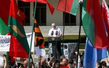 [ẢNH] Sáp nhập vào Nga là cơ hội cuối cùng cứu vãn quyền lực của ông Lukashenko?