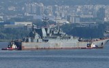 [ẢNH] Thổ Nhĩ Kỳ chặn eo biển Bosphorus khiến tàu hải quân Nga không thể tới Syria