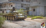 [ẢNH] Nga âm thầm viện trợ hàng trăm tên lửa Scud và 60 xe tăng T-62 cho LNA?