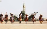 [ẢNH] Nga âm thầm viện trợ hàng trăm tên lửa Scud và 60 xe tăng T-62 cho LNA?