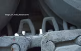 [ẢNH] Báo Nga ngạc nhiên và thích thú trước xe tăng T-90 bằng bê tông của Việt Nam