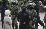 [ẢNH] Chuyên gia Nga lo ngại phương Tây giúp phe đối lập Belarus có quân đội riêng