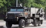 [ẢNH] Mỹ muốn cấm vận TOS-2 Tosochka của Nga vì... quá mạnh