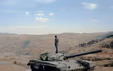 [ẢNH] Khả năng sống sót thấp của xe tăng T-72 trong chiến tranh Karabakh