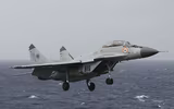 [ẢNH] MiG-29K rơi 3 lần trong năm khiến Ấn Độ cân nhắc mua F/A-18 thay thế