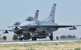 [ẢNH] 12 tiêm kích F-16 Thổ Nhĩ Kỳ bắt đầu ‘săn lùng’ 4 chiếc MiG-29 Nga tại Libya