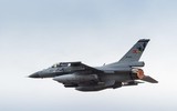 [ẢNH] 12 tiêm kích F-16 Thổ Nhĩ Kỳ bắt đầu ‘săn lùng’ 4 chiếc MiG-29 Nga tại Libya
