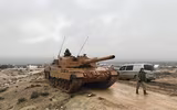 [ẢNH] Xe tăng Thổ Nhĩ Kỳ ào ạt tiến vào Syria báo hiệu cuộc chiến mới