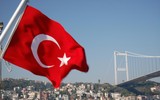 [ẢNH] Ngoại trưởng Thổ Nhĩ Kỳ tuyên bố không nhượng bộ Nga về Crimea