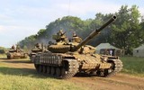 [ẢNH] Căng thẳng tăng cao khi lượng lớn xe tăng Ukraine bất ngờ áp sát Donbass