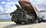 [ẢNH] Ngoại trưởng Thổ Nhĩ Kỳ tuyên bố không nhượng bộ Nga về Crimea