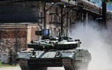 [ẢNH] Căng thẳng tăng cao khi lượng lớn xe tăng Ukraine bất ngờ áp sát Donbass
