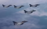 [ẢNH] Mỹ ép Pháp vô hiệu hóa tiêm kích Rafale nếu Ấn Độ quyết mua S-400?