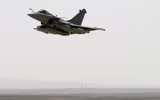 [ẢNH] Mỹ ép Pháp vô hiệu hóa tiêm kích Rafale nếu Ấn Độ quyết mua S-400?