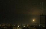 [ẢNH] Phòng không Syria tuyên bố bắn hạ hàng loạt tên lửa tấn công của Israel