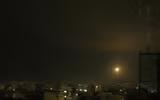 [ẢNH] Phòng không Syria tuyên bố bắn hạ hàng loạt tên lửa tấn công của Israel